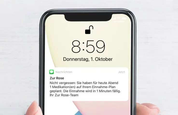 Wie Sie sich mit unserem Kunden-Konto im Alltag entlasten: Medikamenten Einnahmeerinnerung ganz einfach direkt an Ihr Handy.